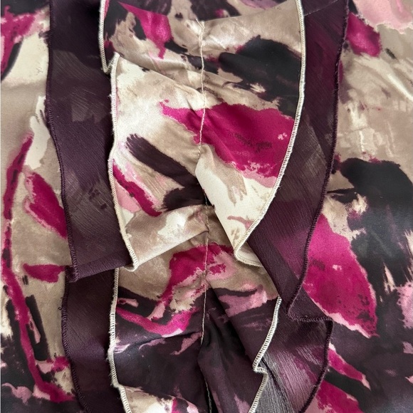 Ann Taylor Ruffled Front Sleeveless blouse Mauve and Pink - Picture 5 of 6